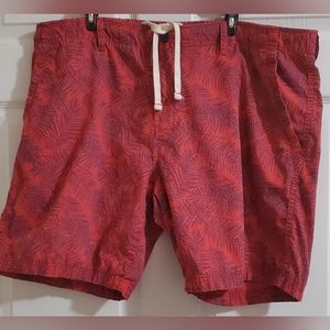 Banana Republic Men's Bermuda Shorts. Size 42 W